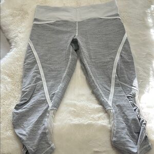 Lululemon cropped leggings